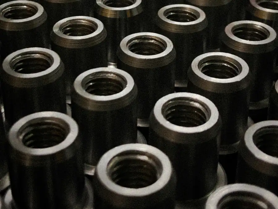 Stacked steel pipe flanges